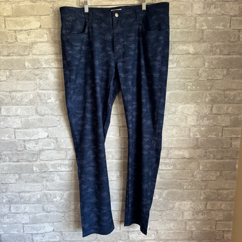 Men's PETER MILLAR Navy Camo Performance Five-Pocket Golf Pants Size 38/32